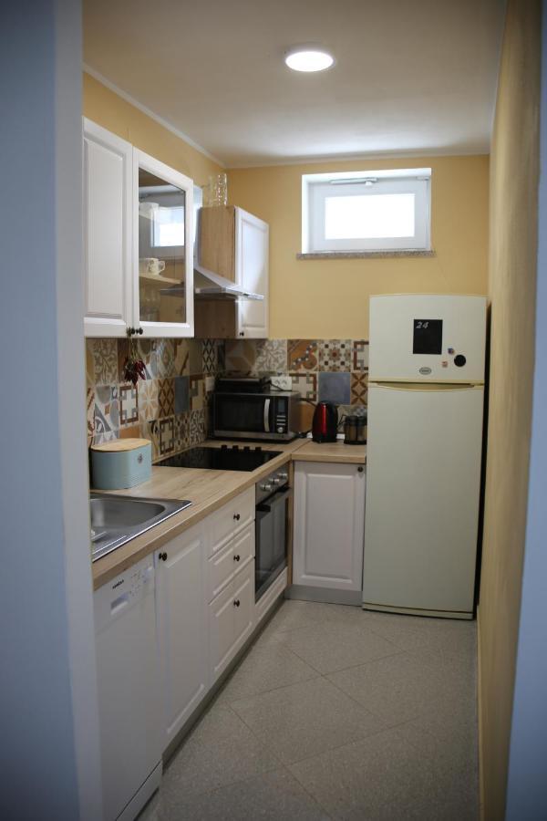Apartment Nola Porozina Екстер'єр фото
