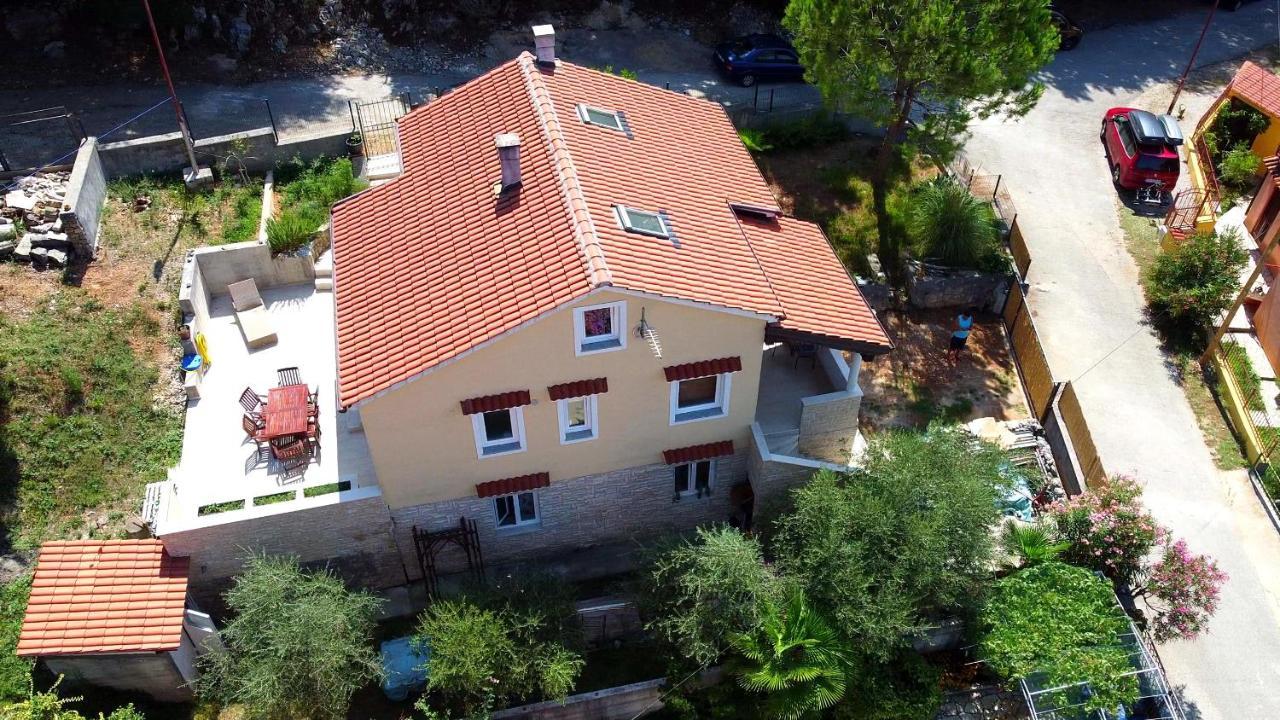 Apartment Nola Porozina Екстер'єр фото