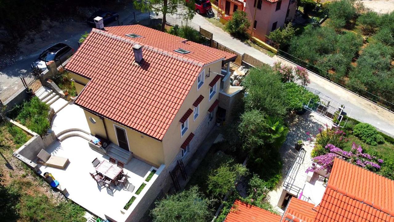 Apartment Nola Porozina Екстер'єр фото